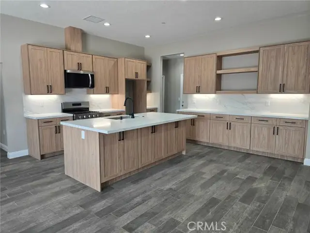 20401 Tonawanda Road, Apple Valley, CA 92307 - Image #2