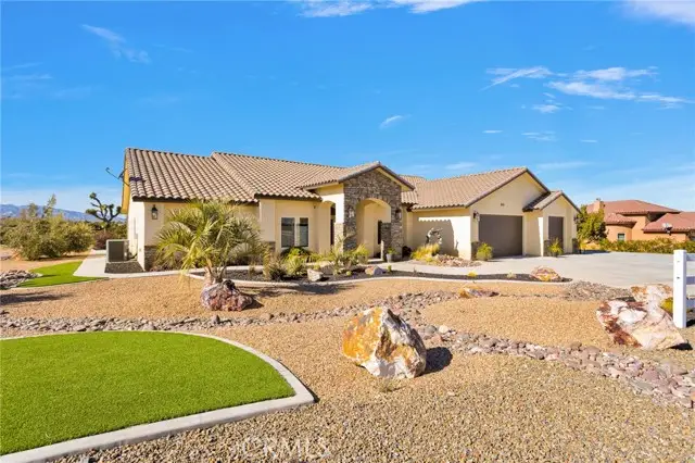 8140 Heartland, Hesperia, CA 92344 - #3