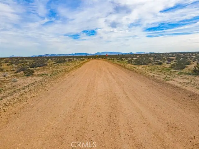 123 Grafton Dr, Newberry Springs, CA 92365 - Image #3