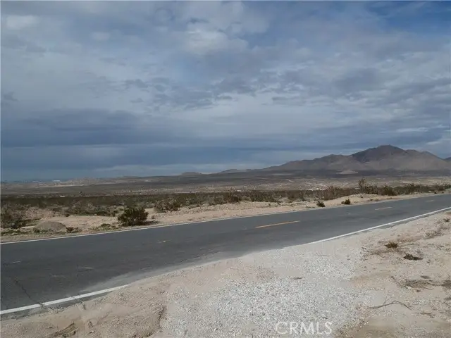 2 Apple Valley Road, Apple Valley, CA 92307 - #2