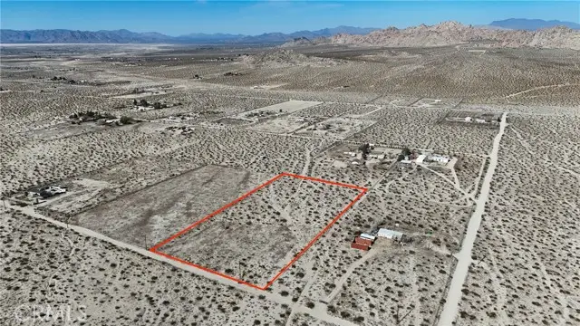 39226 Furst Street, Lucerne Valley, CA 92356 - #1