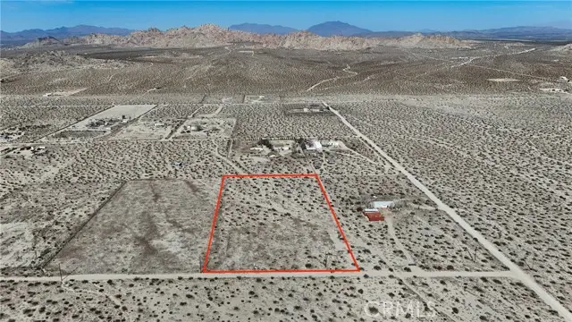 39226 Furst Street, Lucerne Valley, CA 92356 - #2