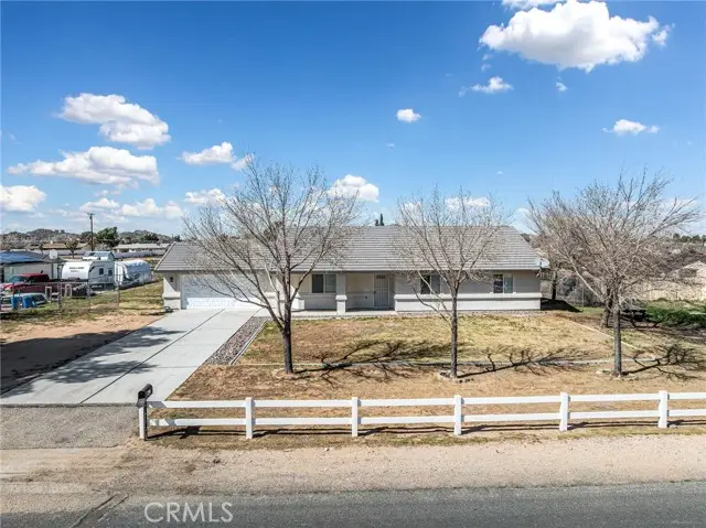 14266 Kiowa, Apple Valley, CA 92307 - #1