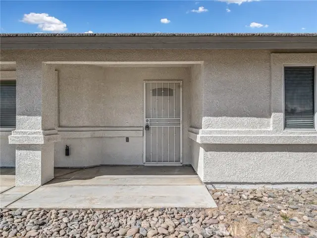 14266 Kiowa, Apple Valley, CA 92307 - #3