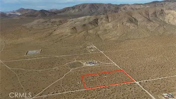 712 Oldenburg Road, Apple Valley, CA 92307