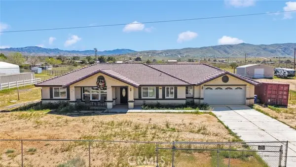 23661 Laurel, Apple Valley, CA 92308