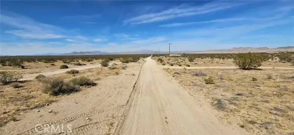 800 Pony, Landers, CA 92285