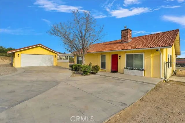 19140 Lenca Road, Apple Valley, CA 92307 - #2