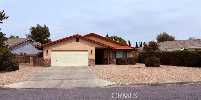 13177 Schooner, Victorville, CA 92395 - #2