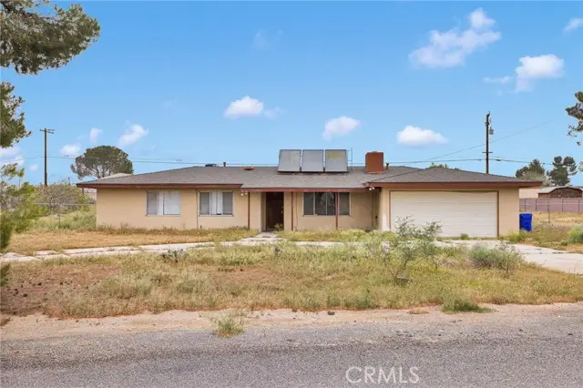 18190 Hiawatha Road, Apple Valley, CA 92307 - #3