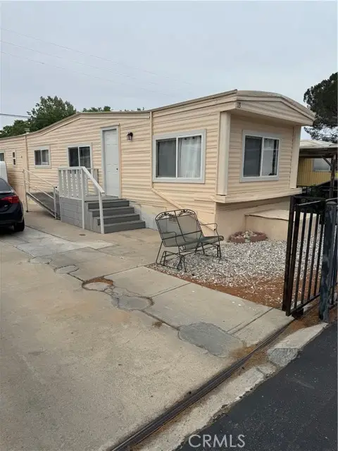 8562 C. Ave  #13, Hesperia, CA 92345