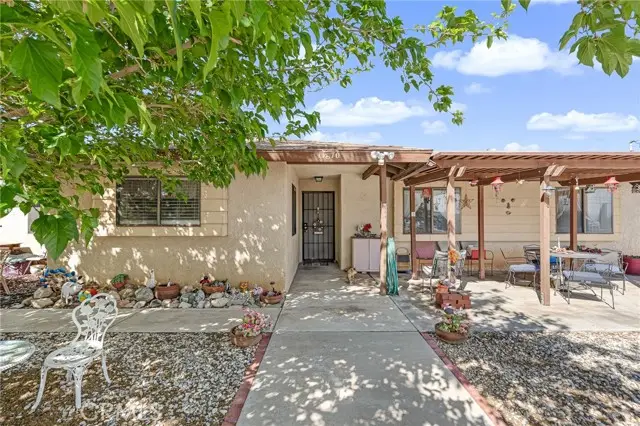 11870 9th, Hesperia, CA 92345 - #2