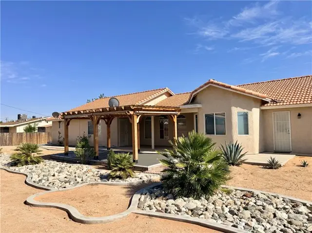20158 Yucca Loma Road, Apple Valley, CA 92307 - #2