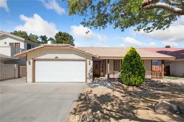 13035 Norfolk, Victorville, CA 92395 - #1