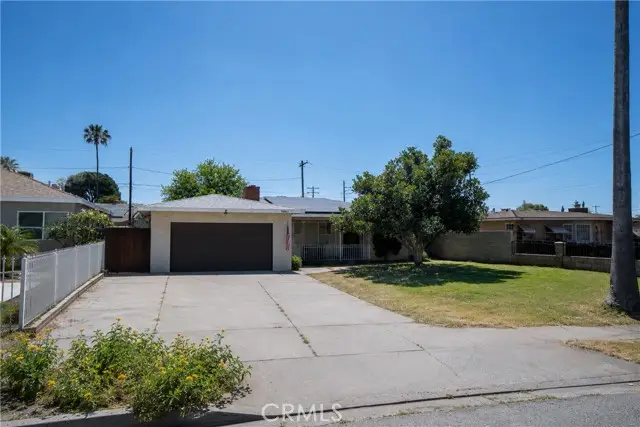 9661 Tamarind Avenue, Fontana, CA 92335 - #2