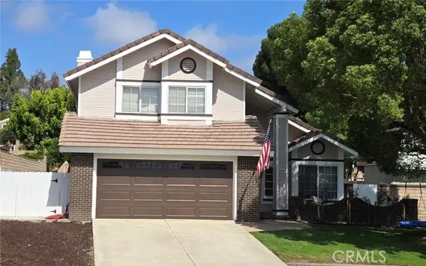 2654 Independence Cir, Corona, CA 92882