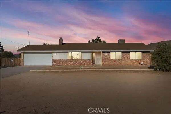 9393 Juniper Street, Apple Valley, CA 92308