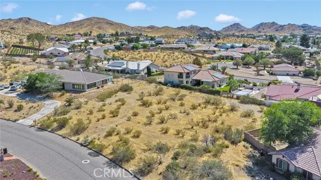 16425 Viho, Apple Valley, CA 92307 - #1