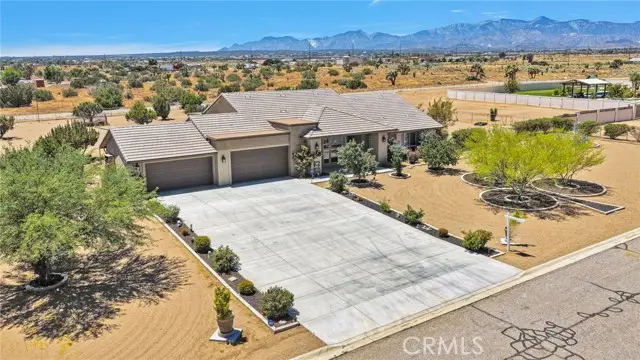 9879 Silver Palm Drive, Hesperia, CA 92344 - #2