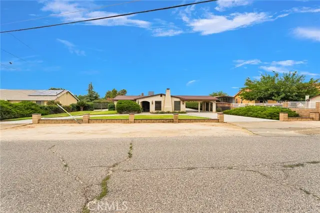17994 Pine Street, Hesperia, CA 92345 - #2