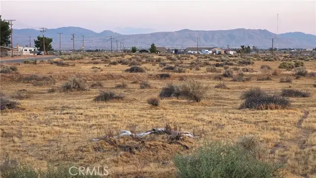 0 Joshua, Apple Valley, CA 92307 - #2