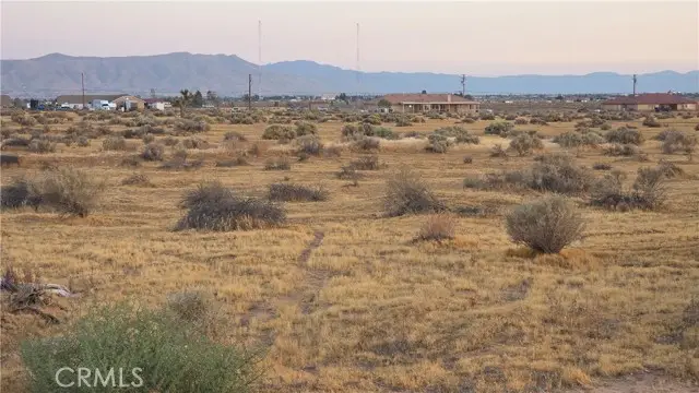 0 Joshua, Apple Valley, CA 92307 - #3