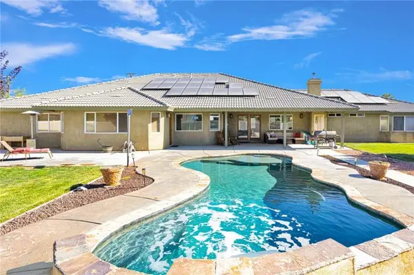 10525 Mono, Victorville, CA 92392