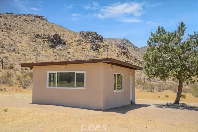 27127 Zuni Road, Apple Valley, CA 92307 - #2