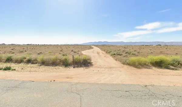 7635 Karen Avenue, Los Banos, CA 93635