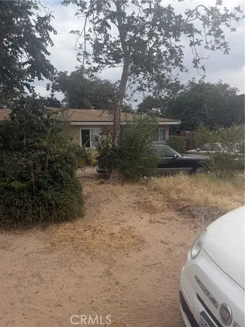 18744 Juniper Street, Hesperia, CA 92345