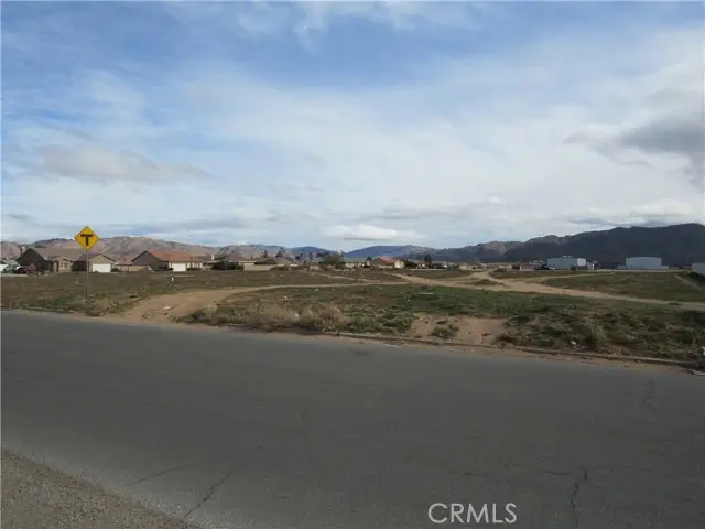 0 Pioneer, Apple Valley, CA 92307 - #3