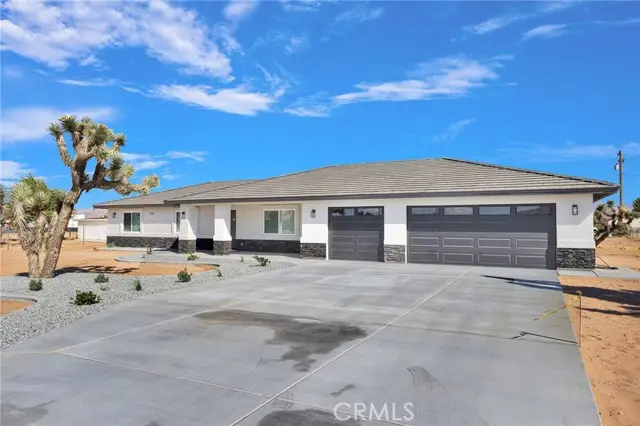 15130 Dakota Road, Apple Valley, CA 92307 - #2
