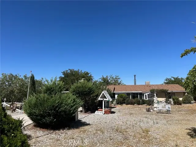 3874 Elsinore Rd, Phelan, CA 92371 - #2