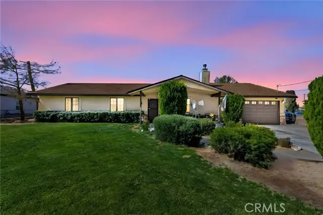 8090 Corona, Hesperia, CA 92345 - #1