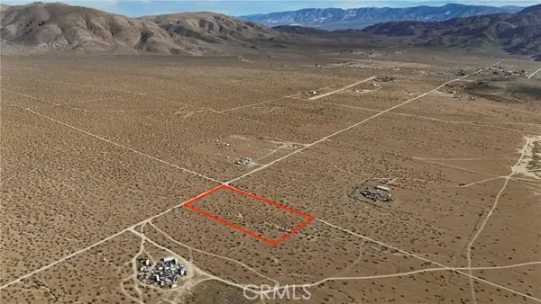 712 Oldenburg Road, Apple Valley, CA 92307