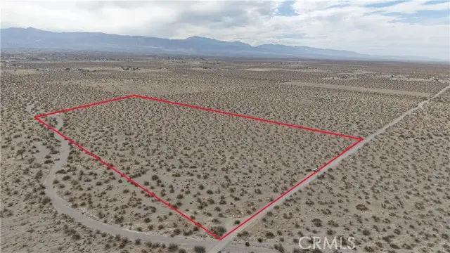 111 lupin Road, Phelan, CA 92371 - #3