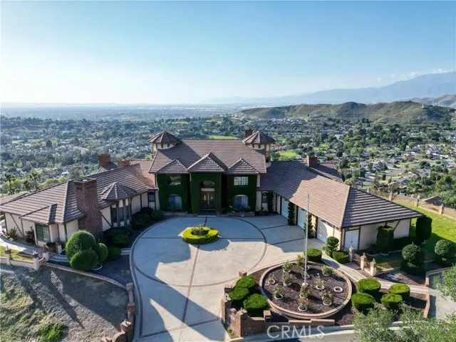 7421 Live Oak Drive, Riverside, CA 92509 - #3