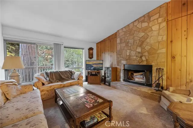 103 Rockledge Lane, Lake Arrowhead, CA 92352 - Image #3
