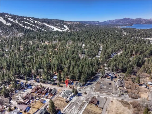 42533 Moonridge Road, Big Bear Lake, CA 92315 - Image #2