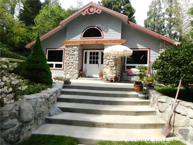 36976 SYCAMORE Drive, Mentone, CA 92359 - #2