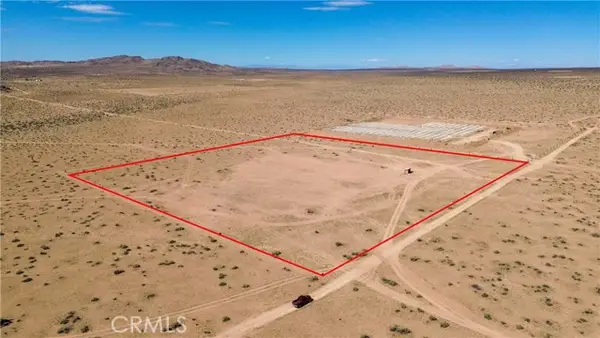 3 Adobe Mountain Avenue, Adelanto, CA 92301