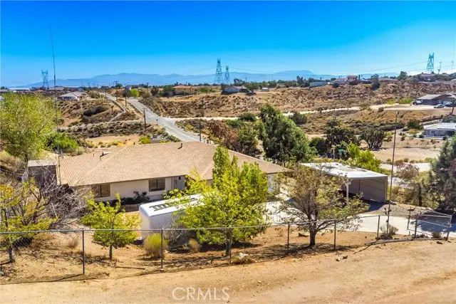 8121 Anaconda Avenue, Hesperia, CA 92344 - Image #2