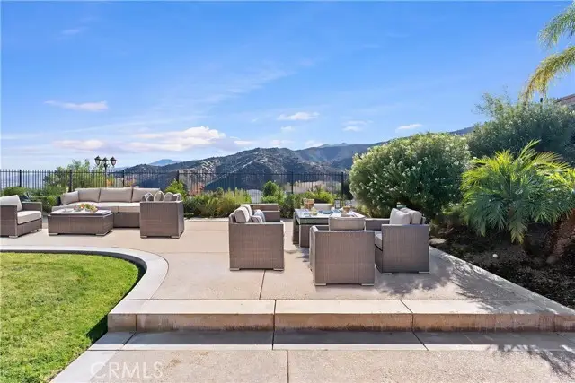 7823 Summer Day Drive, Corona, CA 92883 - Image #3