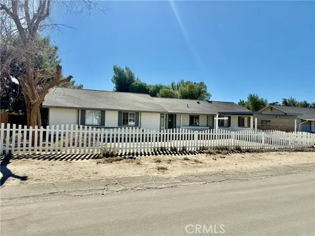 16622 Mossdale, Lancaster, CA 93535 - #3