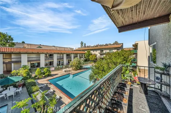 5460 White Oak  #K207, Encino, CA 91316