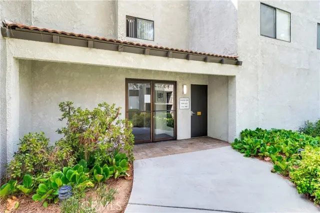 242 Fern, Redlands, CA 92373 - Image #2