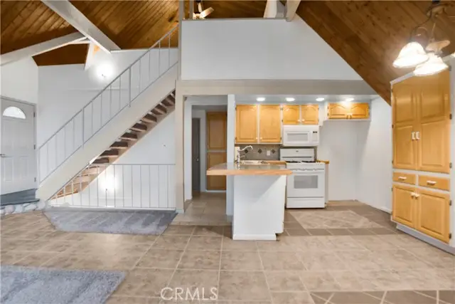 414 Grass Valley, Lake Arrowhead, CA 92352 - Image #3