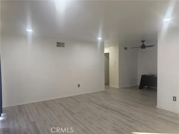 1056 Cabrillo Park Drive  #G, Santa Ana, CA 92701