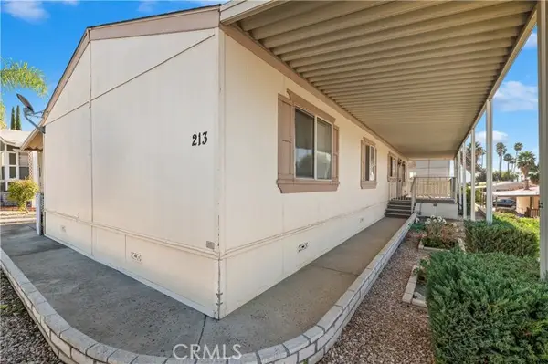 1536 State  #213, Hemet, CA 92543
