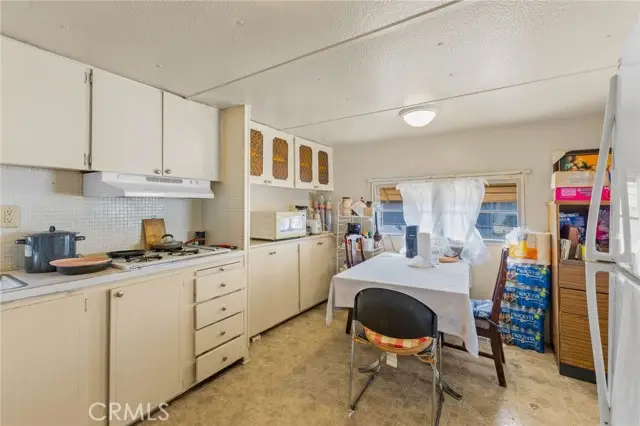 2075 W Rialto  #29, San Bernardino, CA 92410 - Image #3